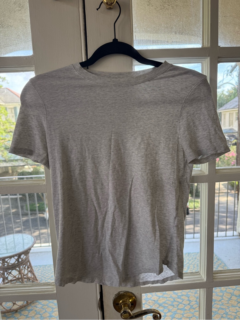 lululemon athletica Womens Crew Neck T-Shirt- Light Gray